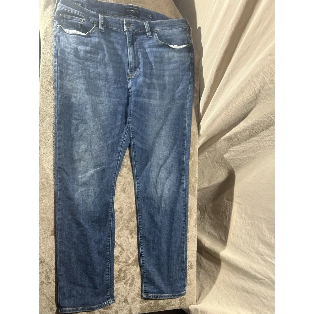 Lucky Brand Athletic Taper Jeans Men's 42x32 Blue Stretch Denim Pants